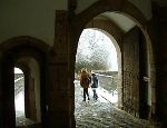 Jochen Mensing: Silvester 2001 in Tbingen, das Schlossportal im Schnee